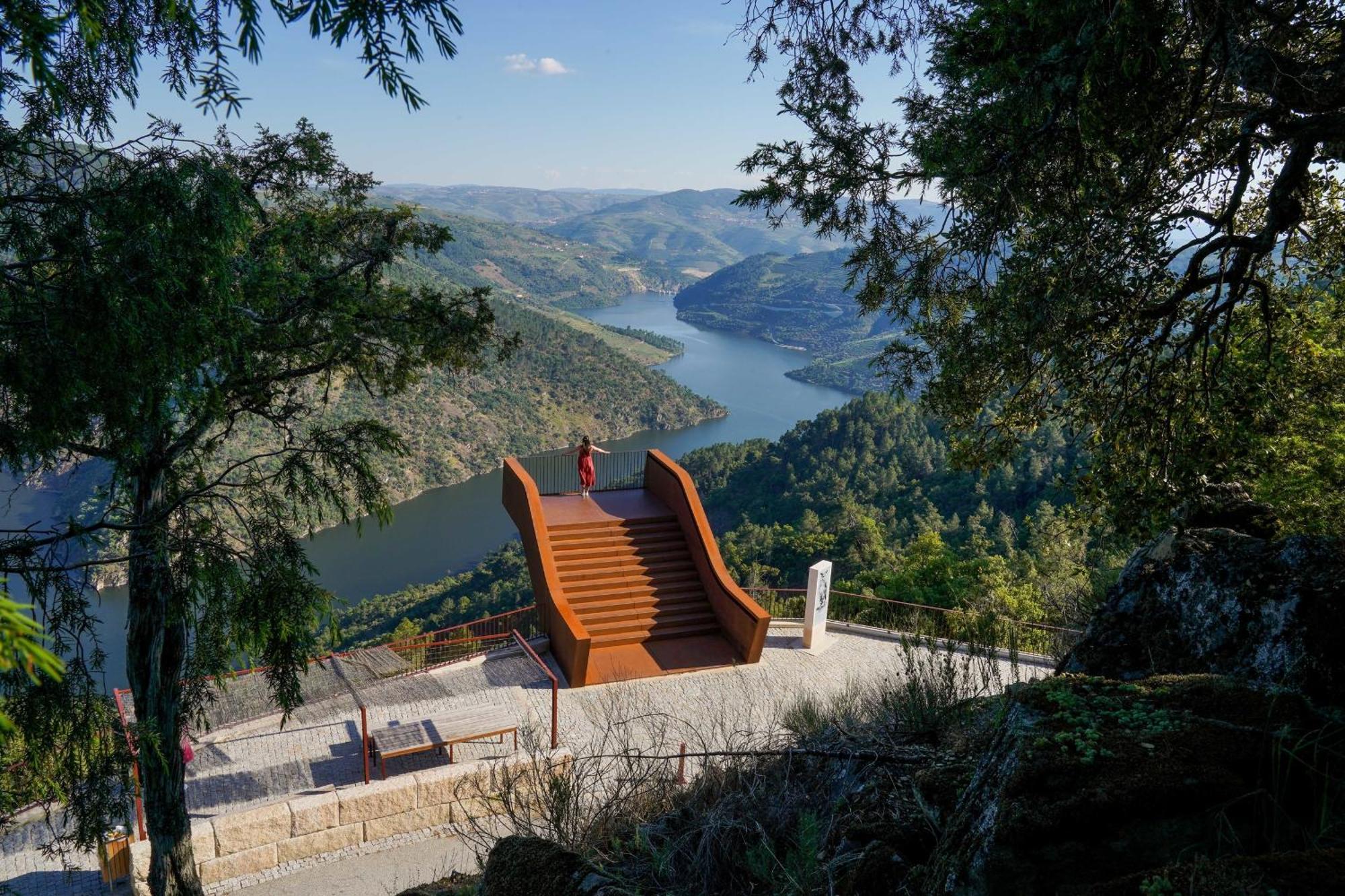 Hotel Ribadouro Аліжо Екстер'єр фото